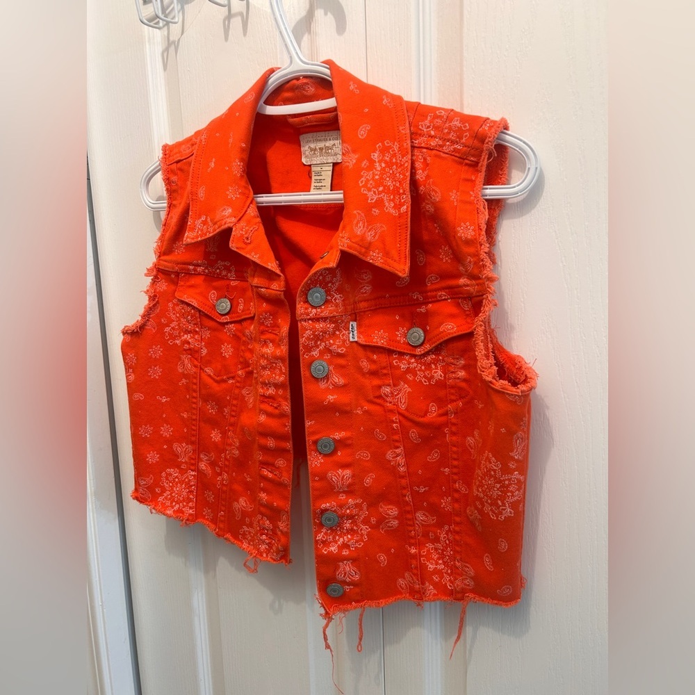Levi’s Vest • size medium - Picture 4 of 11